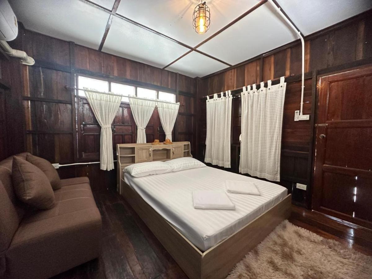 ม่วนใจ๋ปันสุข โฮมสเตย์แอนคาเฟ่ Muanjai Punsuk Homestay And Cafe Chom Thong Exterior photo
