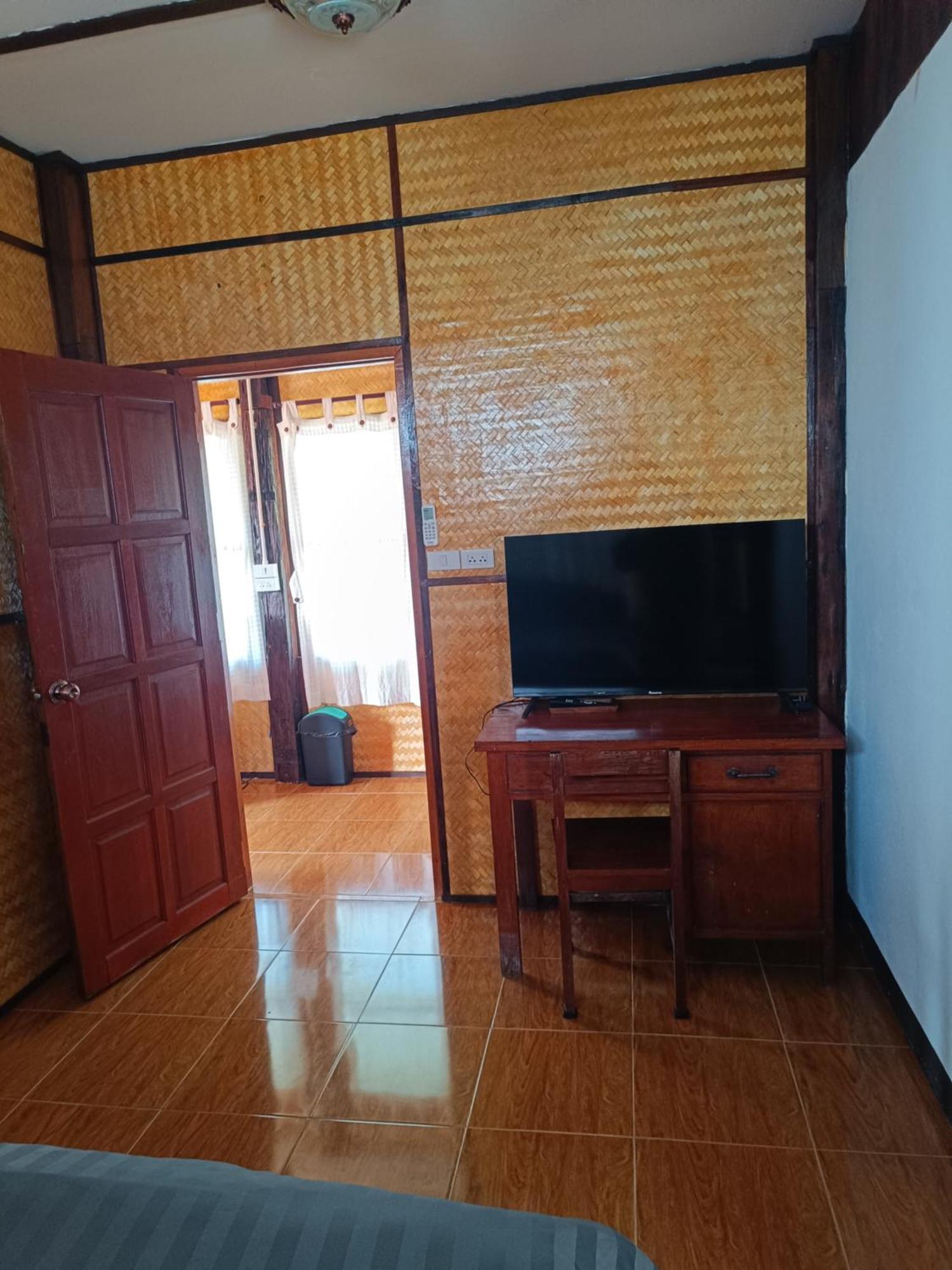 ม่วนใจ๋ปันสุข โฮมสเตย์แอนคาเฟ่ Muanjai Punsuk Homestay And Cafe Chom Thong Exterior photo